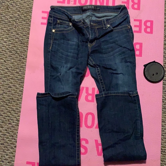 Blue jeans - Picture 1 of 2